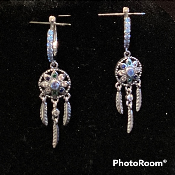 Dreamcather silver and Turquoise Charms with huggies - Picture 2 of 3